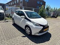 Toyota - 2017 - aygo - 1.0 vvt-i x-play - personenauto - afbeelding 17 van  19