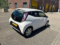 Toyota - 2017 - aygo - 1.0 vvt-i x-play - personenauto - afbeelding 15 van  19