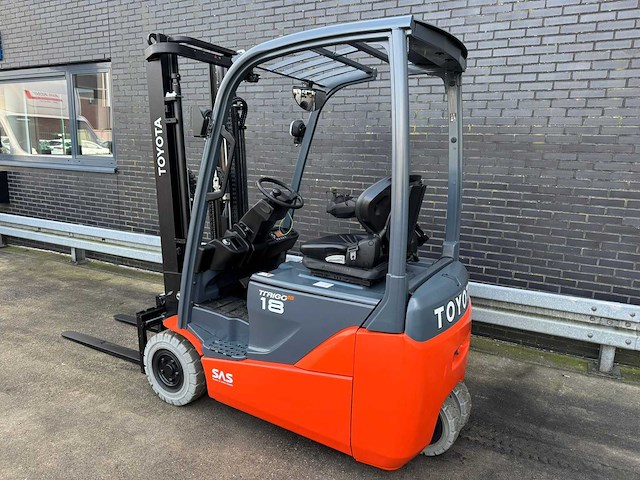 Toyota - 2018 - 8-fbek-18-t - 3.3m duplex, free-lift, side-shift - vorkheftruck - afbeelding 6 van  12