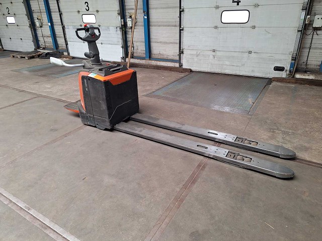 Toyota - 2018 - lpe 200 - elektrische palletwagen - afbeelding 1 van  9