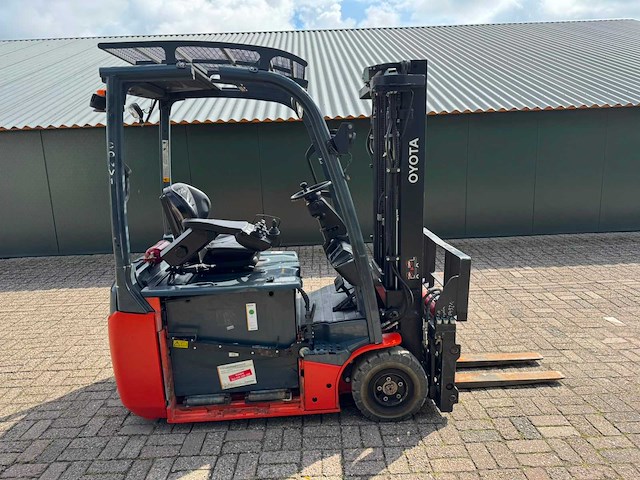 Toyota - 2021 - 8fbe18t - vorkheftruck - afbeelding 16 van  17