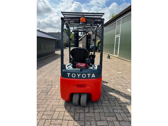 Toyota - 2021 - 8fbe18t - vorkheftruck - afbeelding 14 van  17