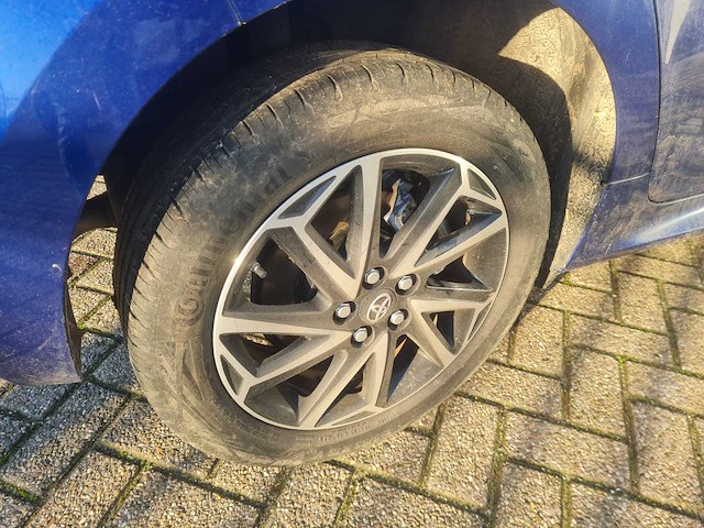 Toyota - 2021 - yaris - 1.5 hyb. dynamic - personenauto - afbeelding 1 van  7