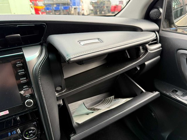 Toyota - 2025 - fortunner 4x4 4wd - personenauto - afbeelding 22 van  30