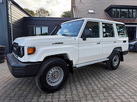 Toyota - 2025 - landcruiser - hzj78 - personenauto