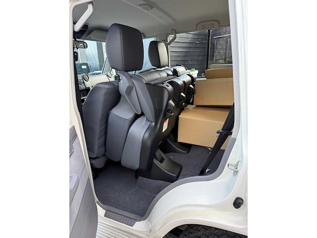 Toyota - 2025 - landcruiser - hzj78 - personenauto - afbeelding 14 van  29