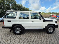 Toyota - 2025 - landcruiser - hzj78 - personenauto - afbeelding 12 van  29