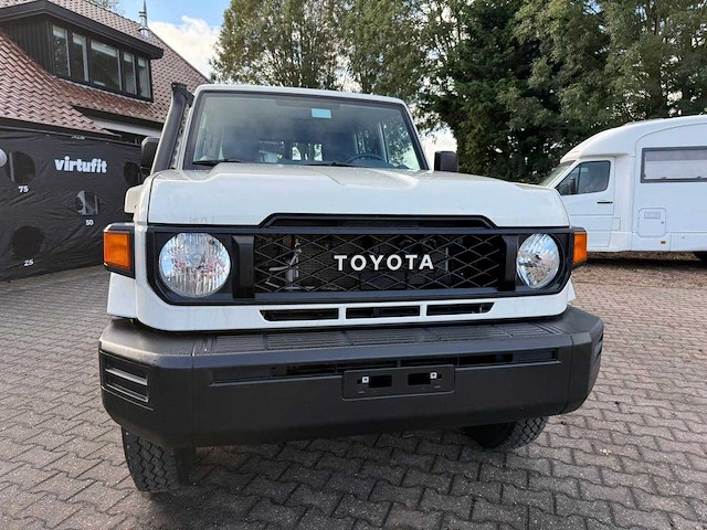 Toyota - 2025 - landcruiser - hzj78 - personenauto - afbeelding 23 van  29