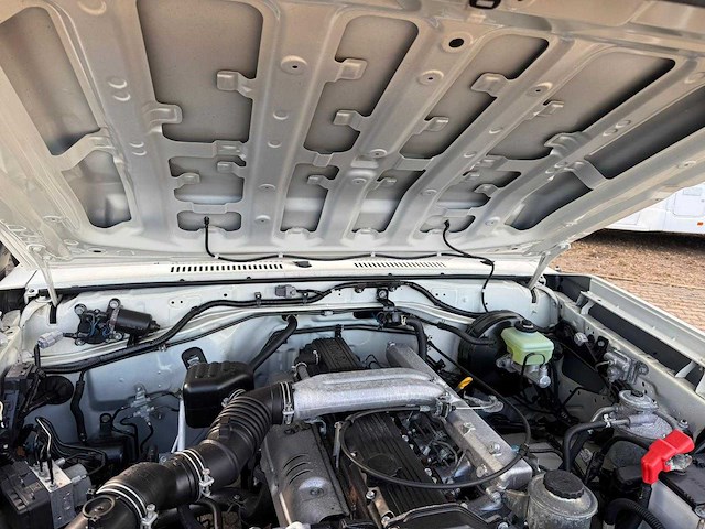 Toyota - 2025 - landcruiser - hzj78 - personenauto - afbeelding 27 van  29