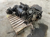 Toyota - 4-cylinder - benzinemotor - afbeelding 7 van  12