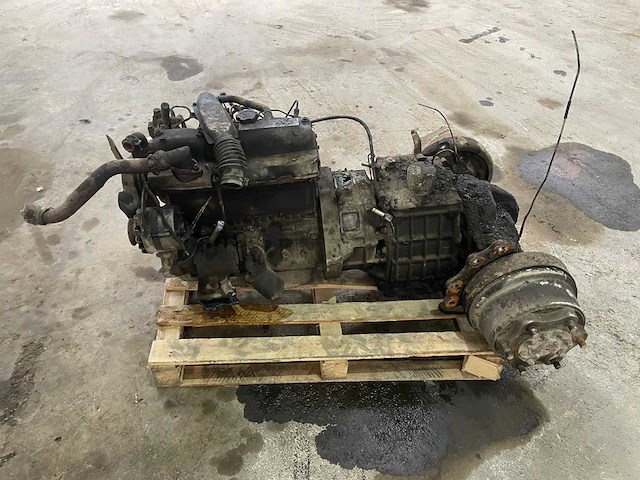 Toyota - 4-cylinder - dieselmotor - afbeelding 9 van  13