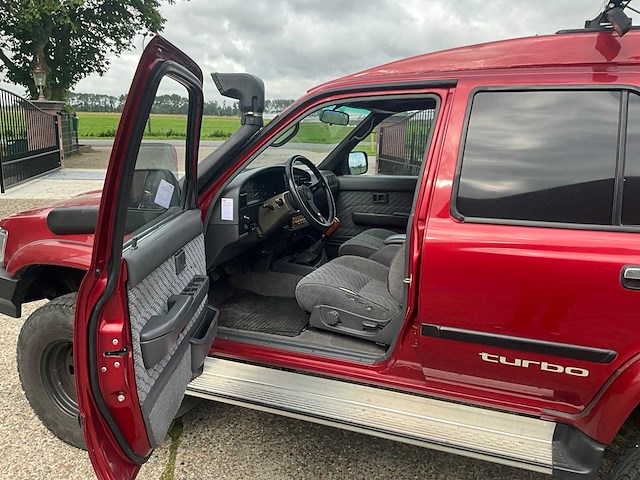 Toyota - 4-runner - 3,0 turbo-d - van - afbeelding 5 van  23