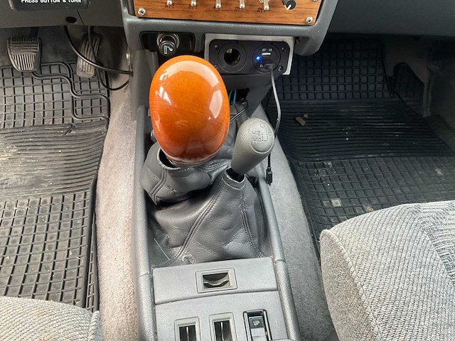 Toyota - 4-runner - 3,0 turbo-d - van - afbeelding 11 van  23