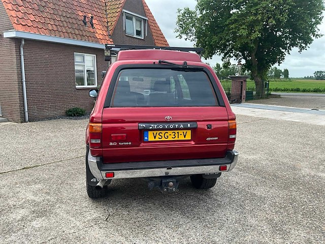 Toyota - 4-runner - 3,0 turbo-d - van - afbeelding 18 van  23
