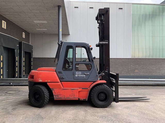 Toyota - 50-5-fd-60 - forklift trucks - 2008 - afbeelding 5 van  8