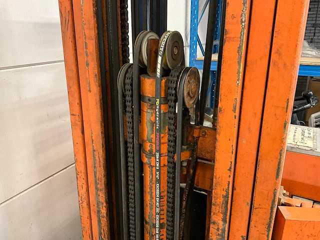 Toyota - 5fbre14 - elektrisch - reachtruck - afbeelding 4 van  15