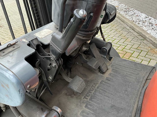 Toyota - 6fgf30 - lpg - vorkheftruck - afbeelding 3 van  12