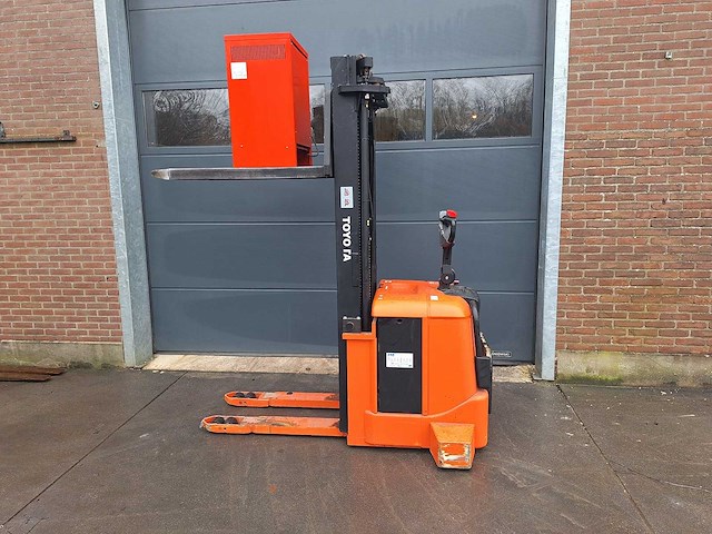 Toyota - 7 sll 16 - 5.7m triplex, free-lift - stapelaar - afbeelding 2 van  11