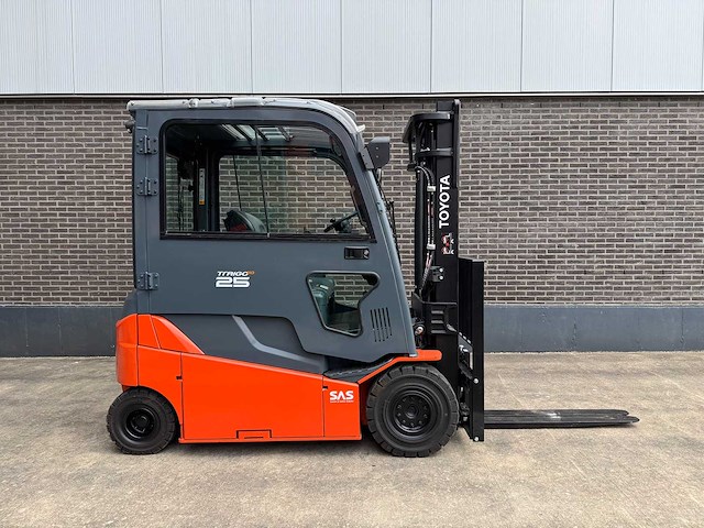 Toyota - 8-fbmt-25 - forklift trucks - 2017 - afbeelding 3 van  8
