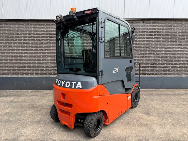 Toyota - 8-fbmt-25 - forklift trucks - 2017 - afbeelding 4 van  8