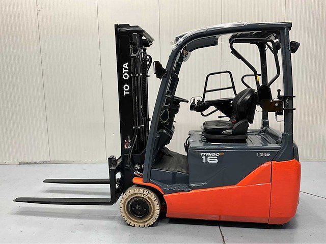 Toyota - 8fbe16t - vorkheftruck 2018- freelift - sideshift - kunststof dak - 4e functie - afbeelding 17 van  18