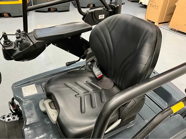 Toyota - 8fbe16t - vorkheftruck 2018- freelift - sideshift - kunststof dak - 4e functie - afbeelding 18 van  18