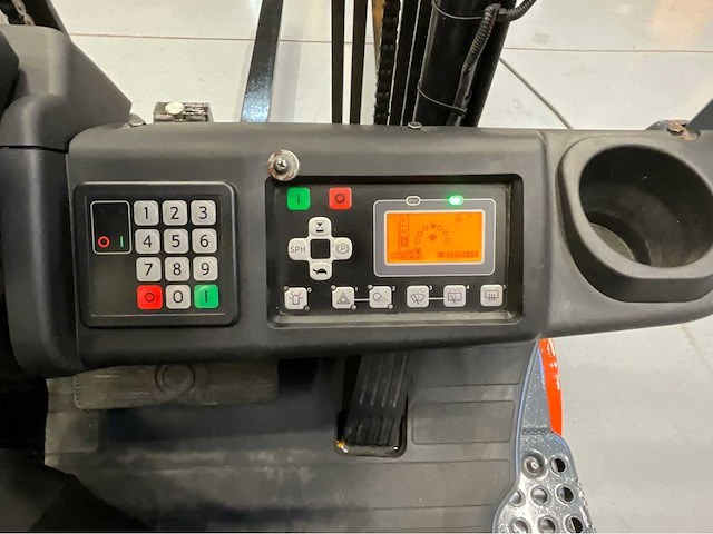 Toyota - 8fbe16t - vorkheftruck bj 2019- lepels 160cm - 7325 uur - sideshift - afbeelding 5 van  20