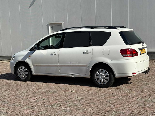 Toyota - avensis verso - 2.0 vvt-i l. luna van - car - 2003 - afbeelding 9 van  15