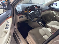 Toyota - avensis wagon - 2.4 vvti executive automaat- 54-sj-dh- 2006 - afbeelding 17 van  19