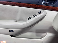 Toyota - avensis wagon - 2.4 vvti executive automaat- 54-sj-dh- 2006 - afbeelding 19 van  19