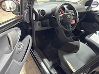Toyota - aygo - 1.0-12v + - 64-td-fb - afbeelding 18 van  18