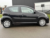Toyota - aygo - 1.0-12v comfort - car - 2010|32-ktf-2|iaw - afbeelding 2 van  19