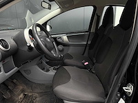Toyota - aygo - 1.0-12v comfort - car - 2010|32-ktf-2|iaw - afbeelding 4 van  19