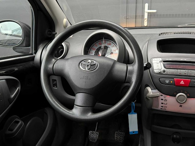 Toyota - aygo - 1.0-12v comfort - car - 2010|32-ktf-2|iaw - afbeelding 6 van  19