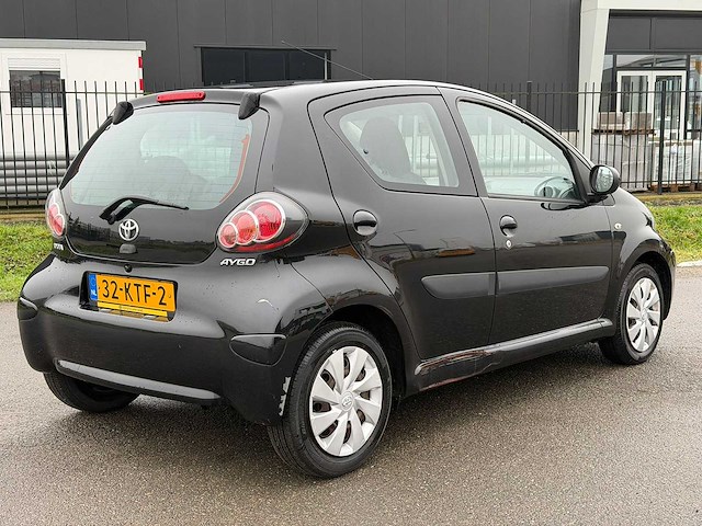 Toyota - aygo - 1.0-12v comfort - car - 2010|32-ktf-2|iaw - afbeelding 14 van  19