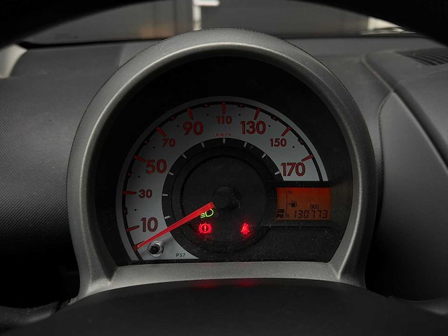 Toyota - aygo - 1.0-12v comfort - car - 2010|32-ktf-2|iaw - afbeelding 18 van  19