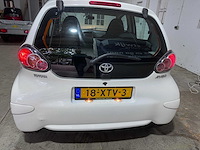 Toyota - aygo - 1.0 vvt-i aspiration - 18-xtv-3 - 2012 - afbeelding 10 van  15
