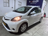 Toyota - aygo - 1.0 vvt-i aspiration - 18-xtv-3 - 2012 - afbeelding 1 van  14