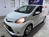 Toyota - aygo - 1.0 vvt-i aspiration - gj-329-x- 2013 - afbeelding 1 van  5