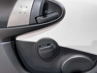 Toyota - aygo - 1.0 vvt-i aspiration - gj-329-x- 2013 - afbeelding 1 van  14