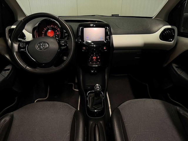Toyota - aygo - 1.0 vvt-i x-wave 2014 6-xlh-04 iaw - afbeelding 4 van  23