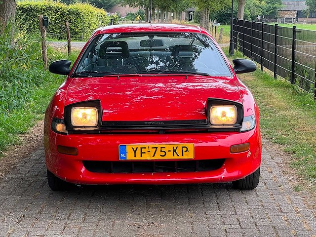 Toyota - celica - 1.6 sti - 1990 - yf-75-kp - personenauto - afbeelding 8 van  14