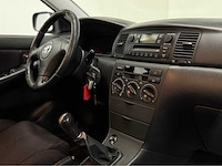 Toyota - corolla - personenauto - 2004 - afbeelding 5 van  25