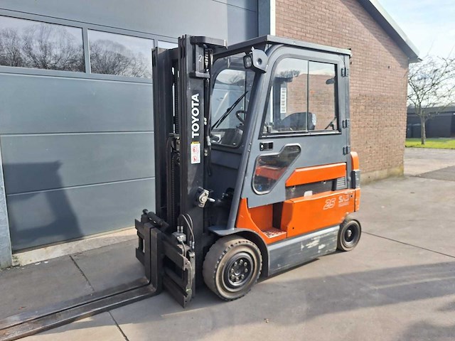 Toyota - ffbmf 25 - 4.7m triplex, free-lift, vorkversteller, side-shift - vorkheftruck - afbeelding 1 van  10