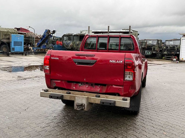 Toyota - hilux - 2019 - 21000km - bedrijfswagen - afbeelding 6 van  19