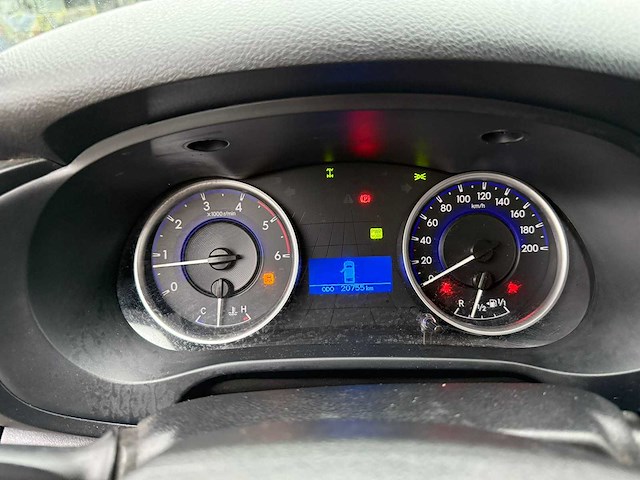 Toyota - hilux - 2019 - 21000km - bedrijfswagen - afbeelding 16 van  19