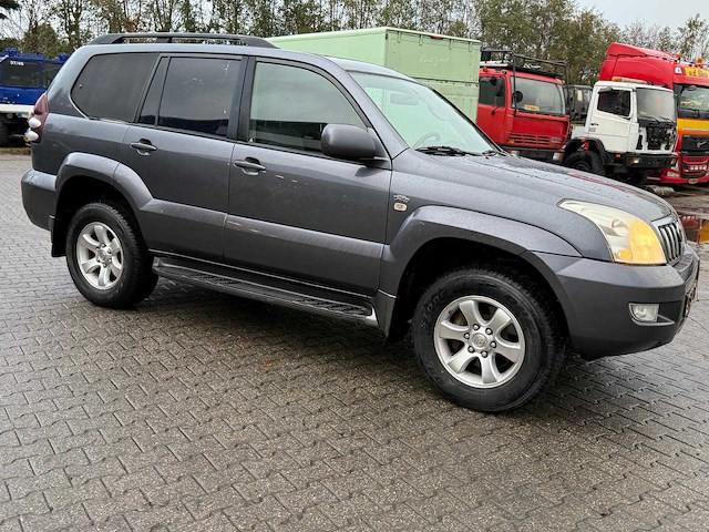 Toyota - land cruiser - 3.0 d-4d vx hr bl.v. - bedrijfswagen - afbeelding 14 van  24