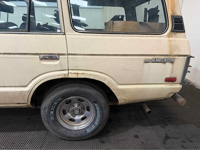Toyota - land cruiser - 4.2 - oldtimer - 1983 - afbeelding 17 van  26