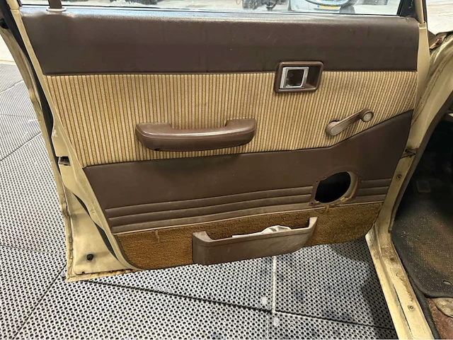 Toyota - land cruiser - 4.2 - oldtimer - 1983 - afbeelding 19 van  26
