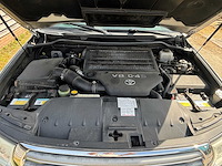 Toyota - land cruiser v8 - 4.5 d-4d v8 exec. 7p. - car - 2012 - afbeelding 21 van  40
